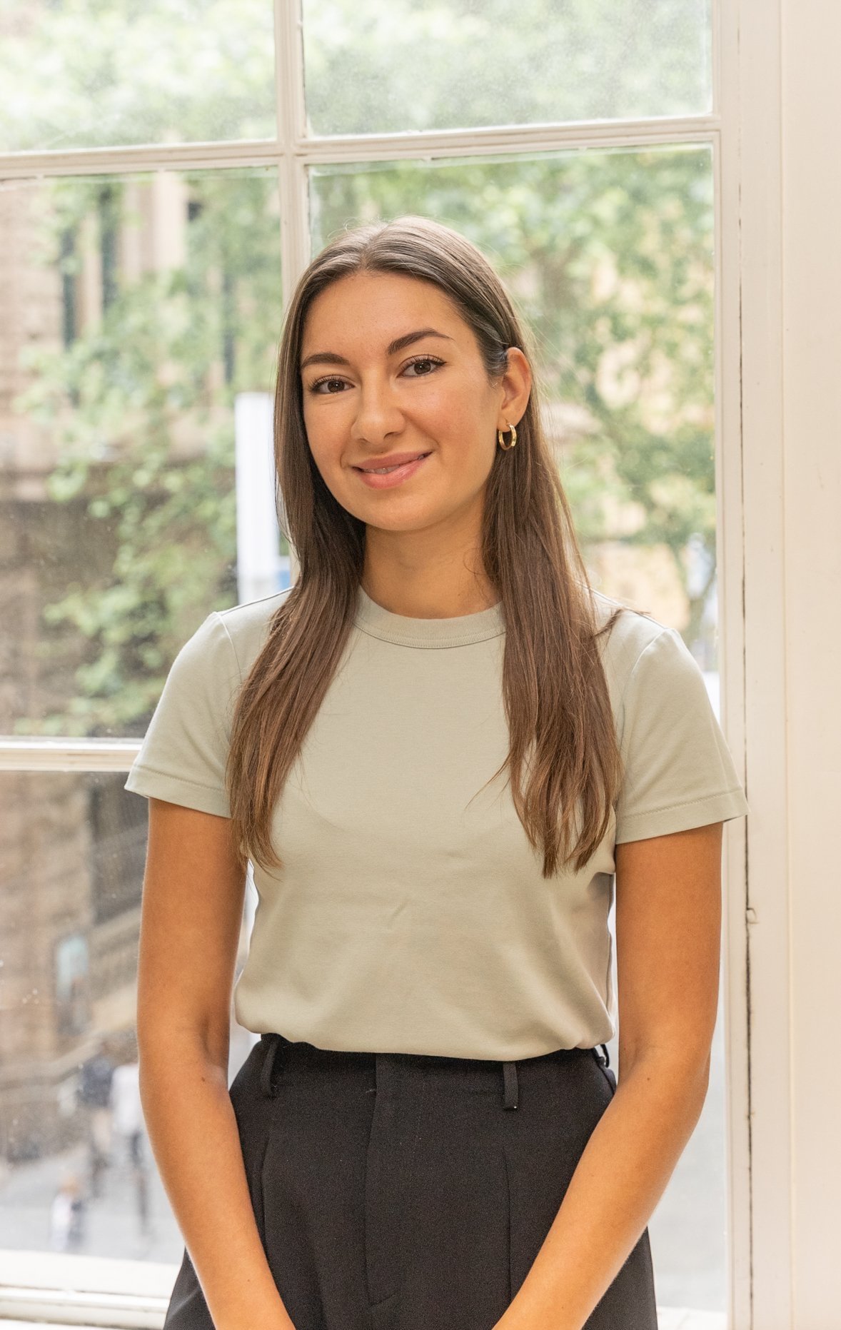 Dr Veronika Peovska - Acupuncturist & Chinese Medicine Practitioner